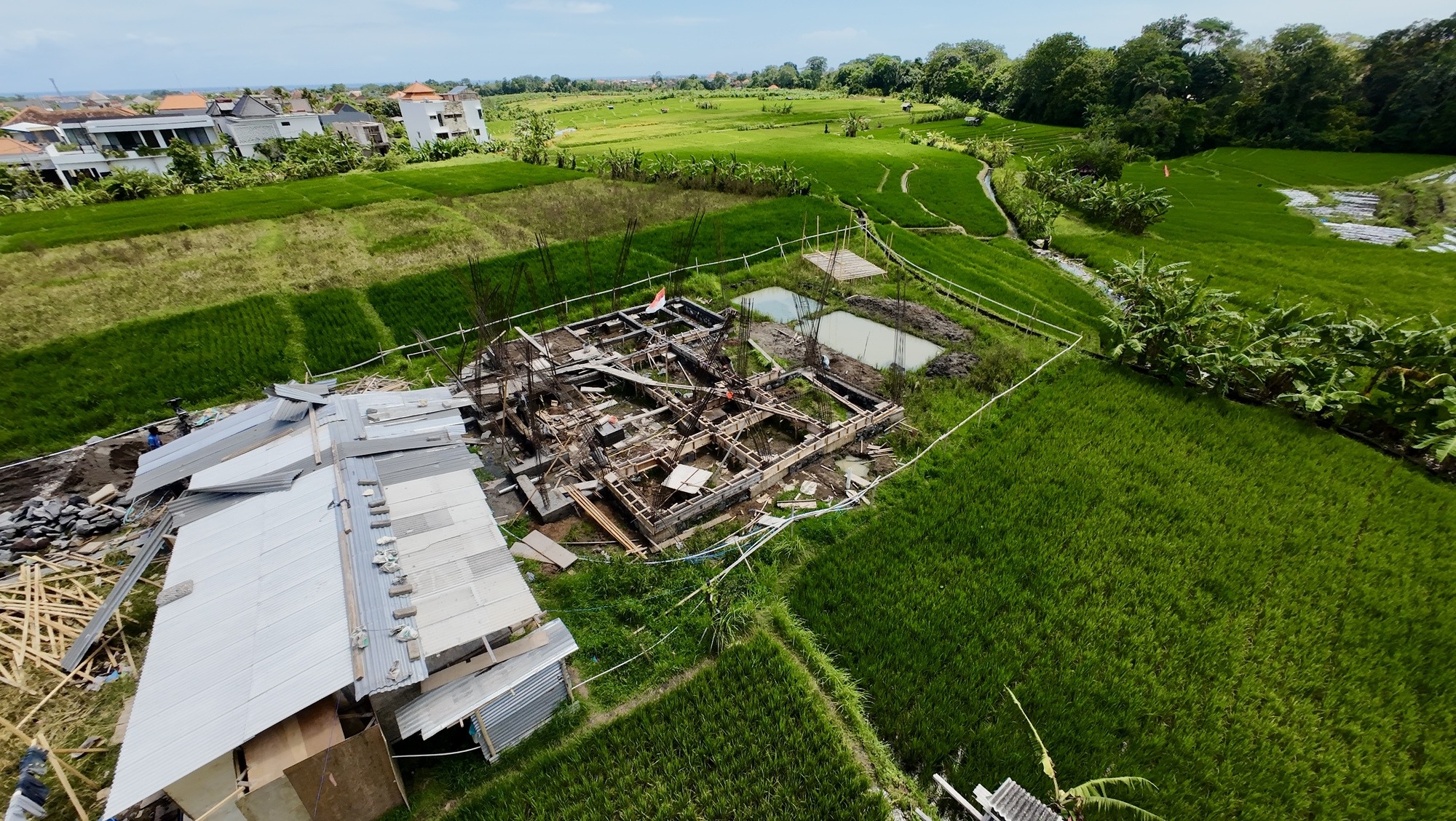 global base bali villa construction 1.jpg