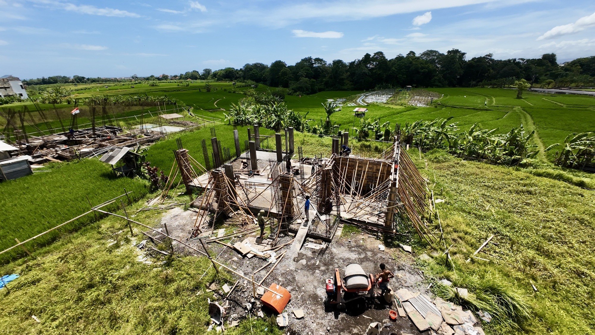 global base bali villa construction 1.jpg